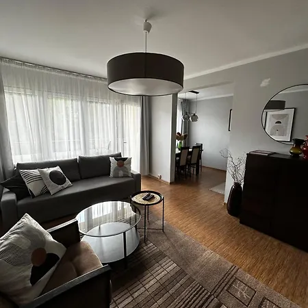 Modrzewiowa * Κατοβίτσε